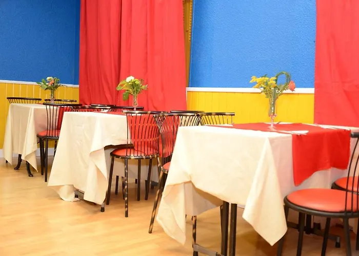 Hotel Aux Armes De Belgique 2*